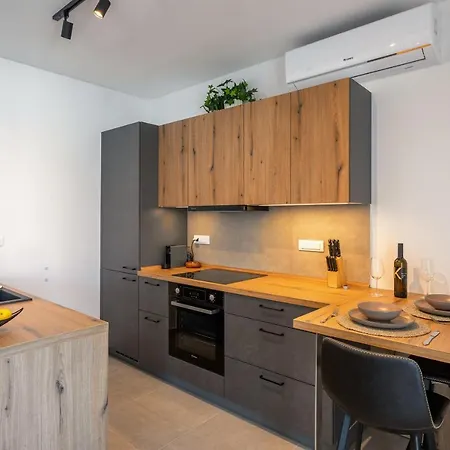 شقة Viskovic هفار