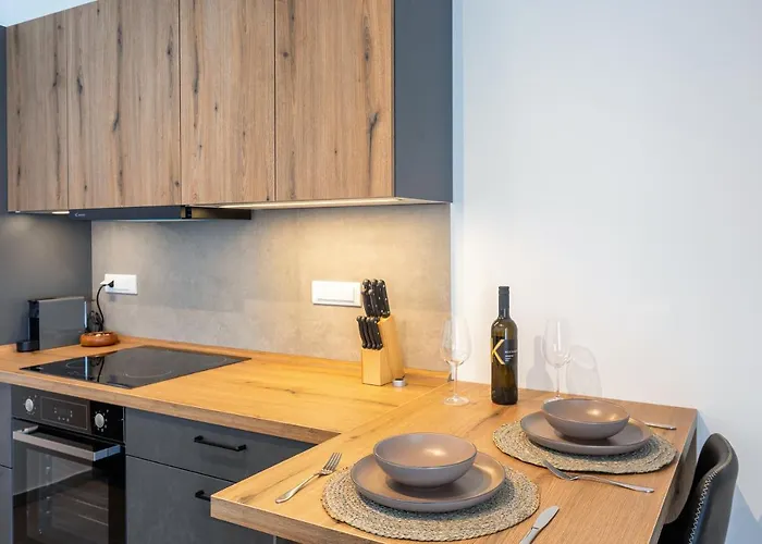 Viskovic דירה חוואר