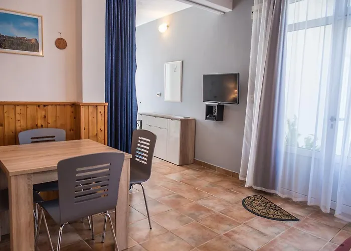 Διαμέρισμα Viskovic Χβαρ